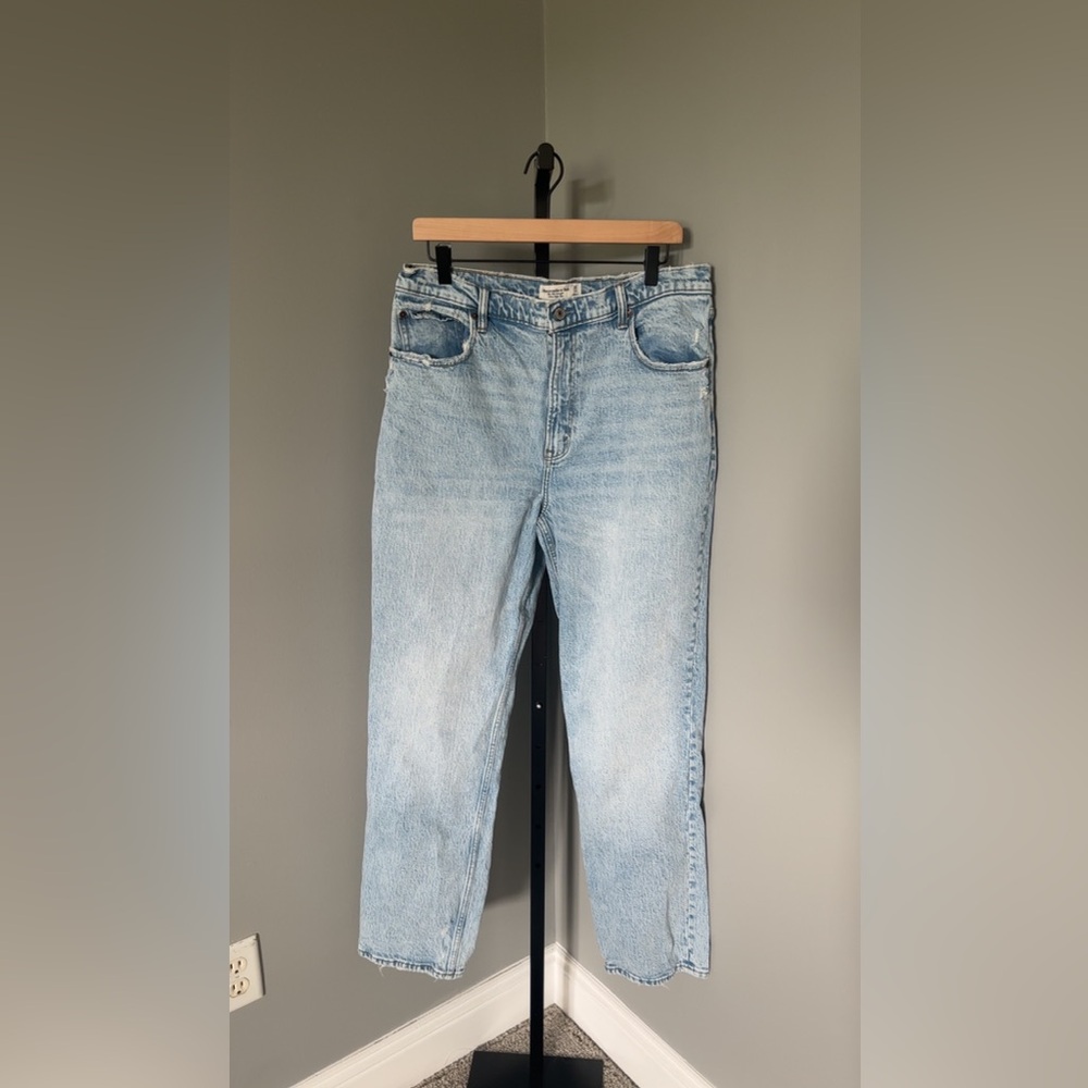 Abercrombie & Fitch 90's Straight Ultra High Rise‎ Size 32/14 Long